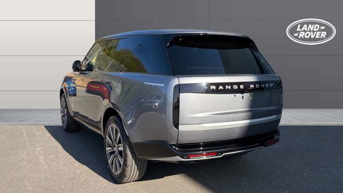 Land Rover Range Rover 3.0 D350 Autobiography 4dr Auto Diesel Estate - Image 2